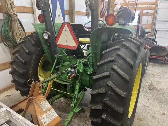 Image of John Deere 2555 equipment image 3