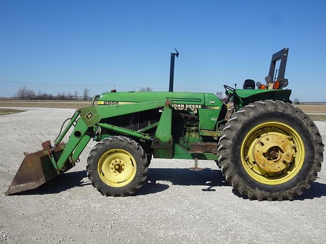 Image of John Deere 2955 equipment image 2