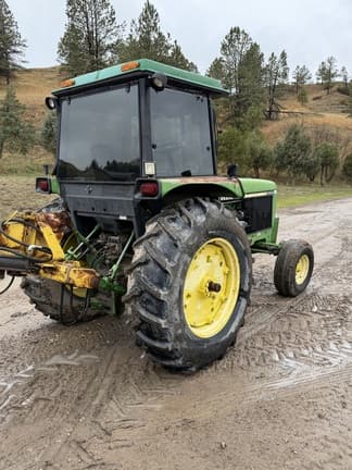 Image of John Deere 3055 equipment image 3