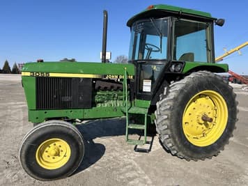Main image John Deere 3055