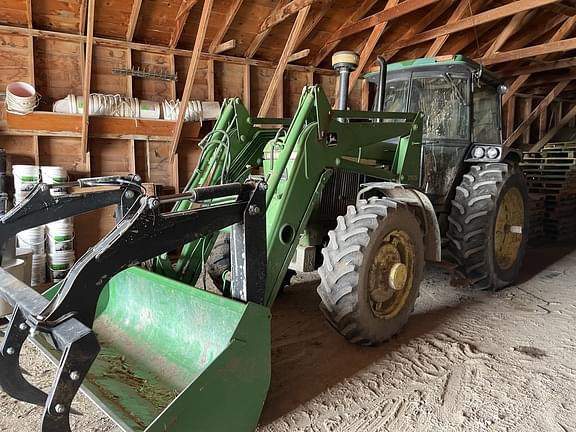 Image of John Deere 3255 Primary image