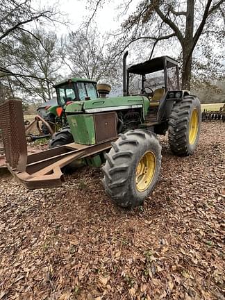 Image of John Deere 3255 equipment image 4