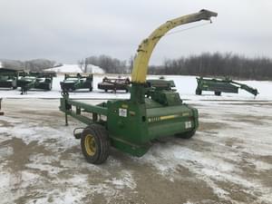 1992 John Deere 3950 Image
