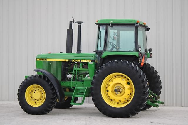 Image of John Deere 4455 equipment image 2