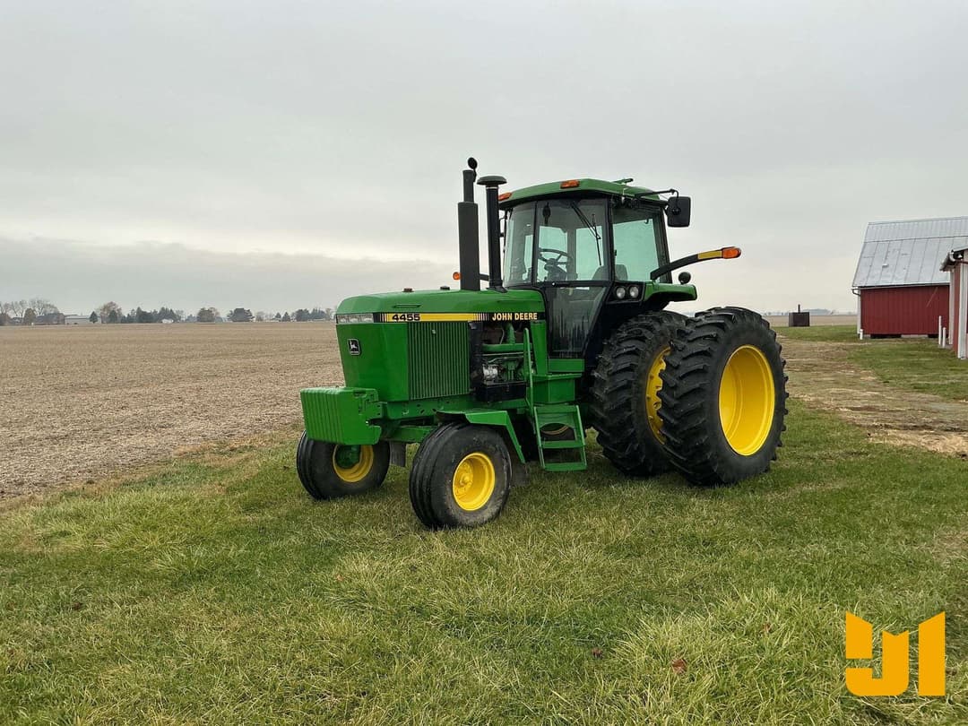 Image of John Deere 4455 Primary image
