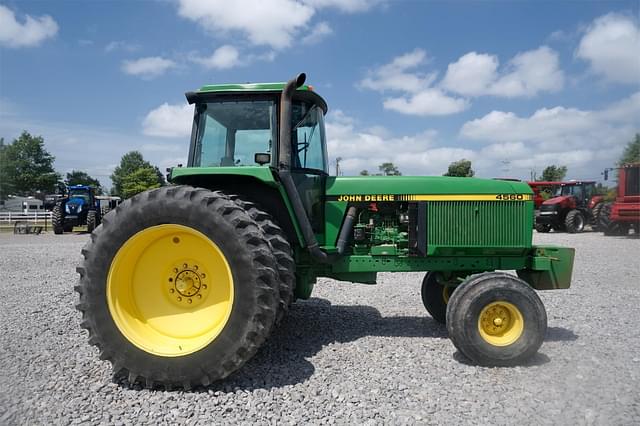 Image of John Deere 4560 equipment image 3