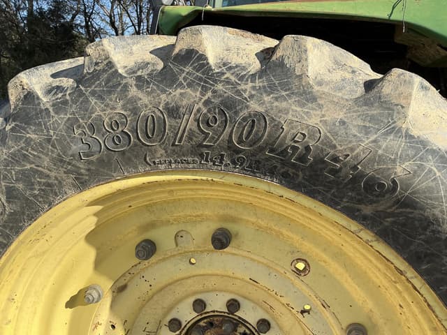 Image of John Deere 4560 equipment image 2