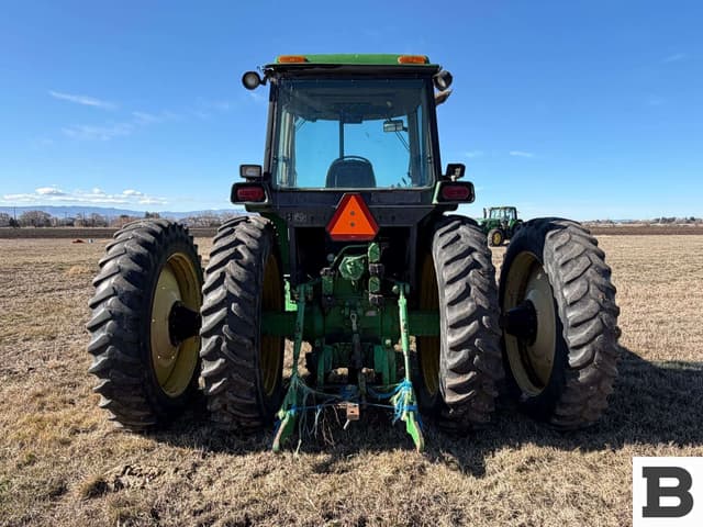 Image of John Deere 4560 equipment image 3
