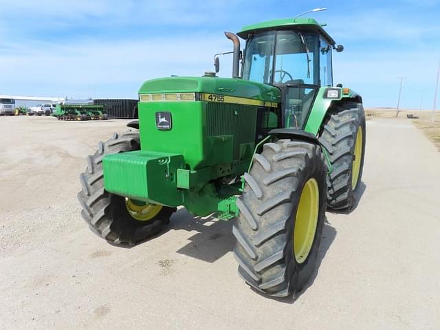 Image of John Deere 4755 equipment image 1