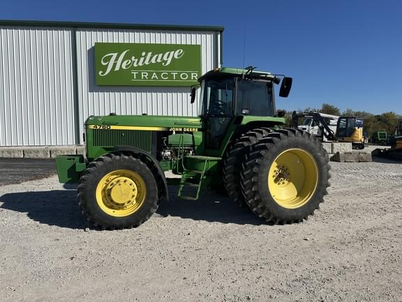 Image of John Deere 4760 equipment image 1