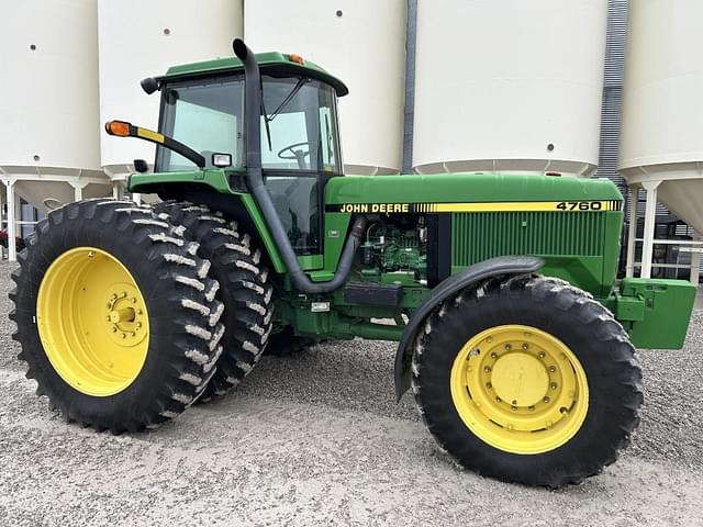 Image of John Deere 4760 equipment image 1