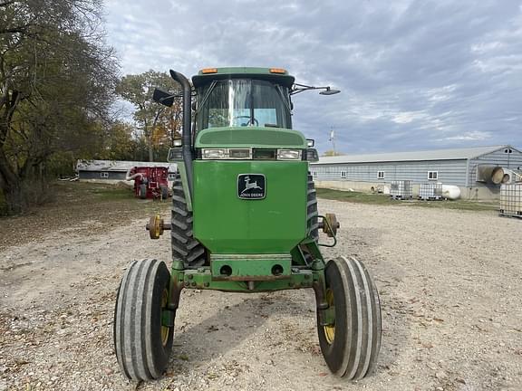 Image of John Deere 4760 equipment image 4