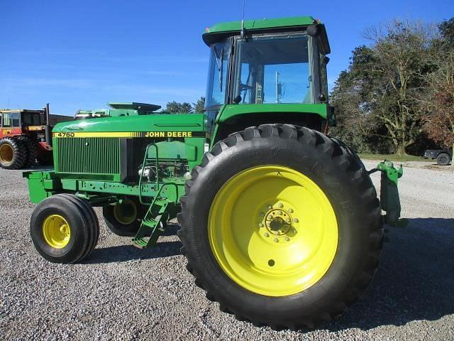 Image of John Deere 4760 equipment image 4