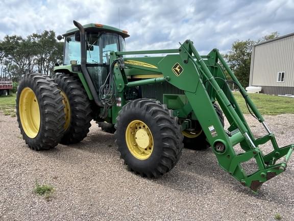 Image of John Deere 4760 Primary image
