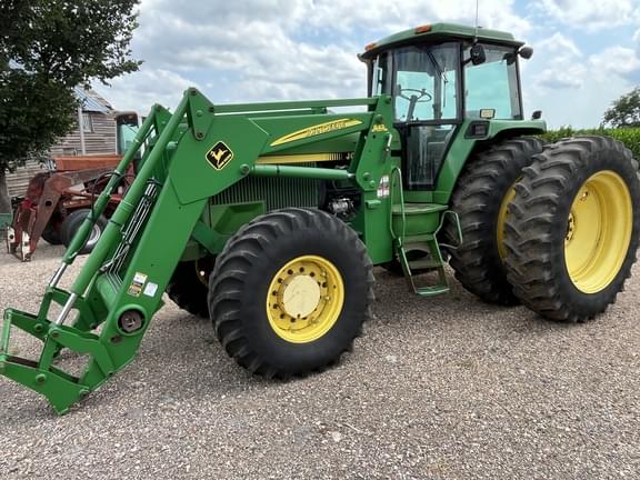 Image of John Deere 4760 equipment image 1
