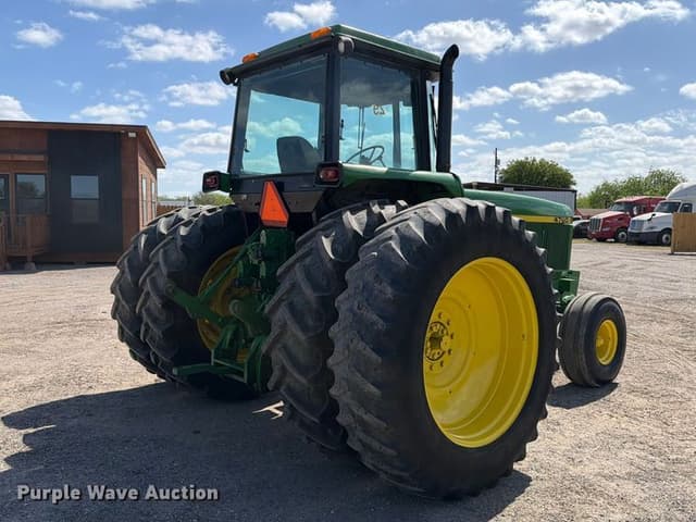 Image of John Deere 4760 equipment image 4