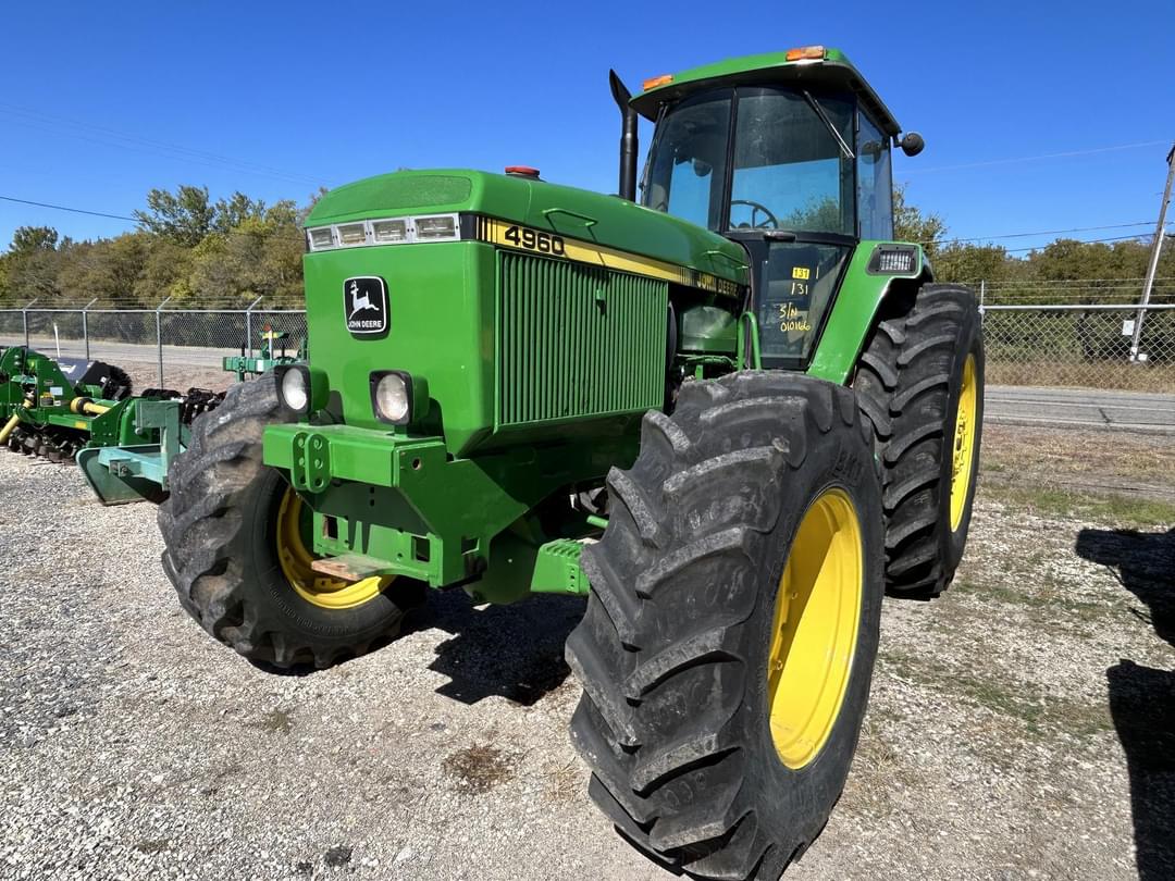 Image of John Deere 4955 Primary image
