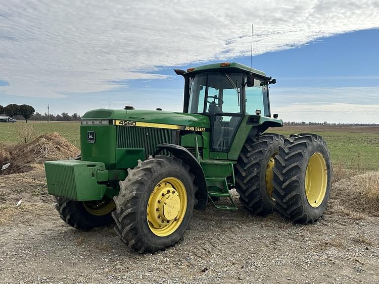 1992 John Deere 4960 Equipment Image0