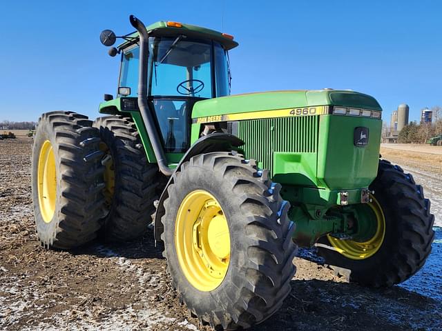 Image of John Deere 4960 equipment image 1