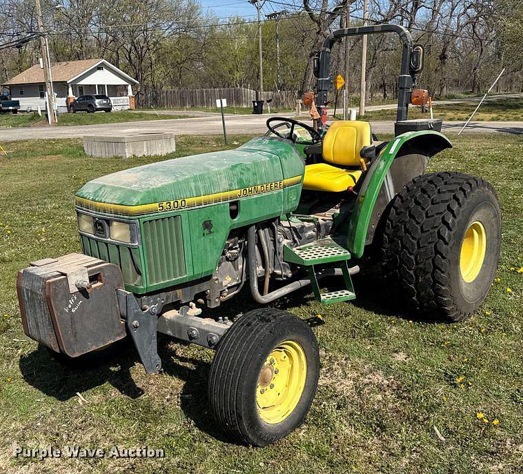 Image of John Deere 5300 Primary image