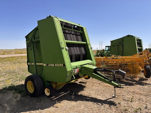 1992 John Deere 535 Equipment Image0