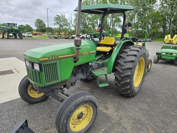 Image of John Deere 5400 equipment image 1