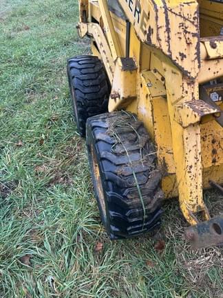 Image of John Deere 575 Image 1