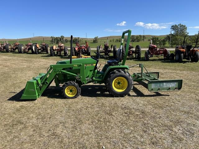 Image of John Deere 670 equipment image 3