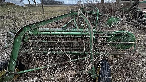 Image of John Deere 672 equipment image 3
