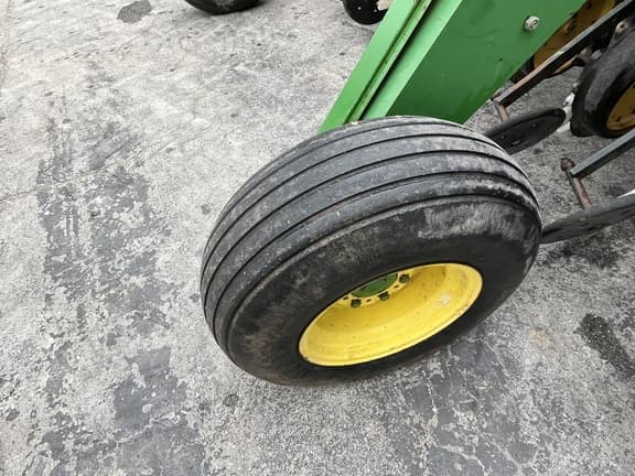 Image of John Deere 750 equipment image 3