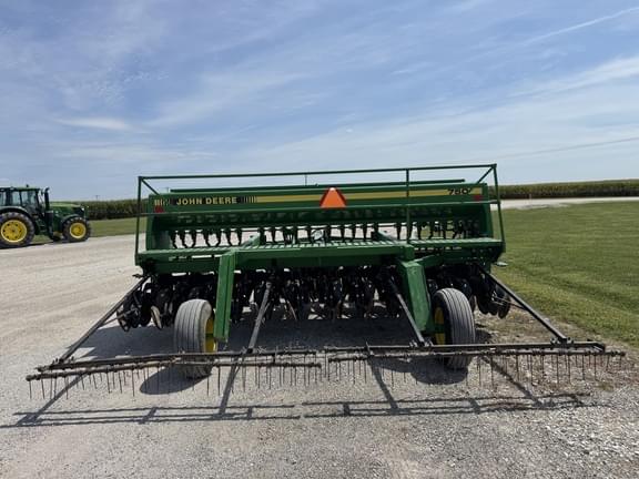 Image of John Deere 750 equipment image 3