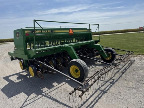 Image of John Deere 750 equipment image 2