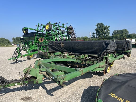 1992 John Deere 750 Equipment Image0