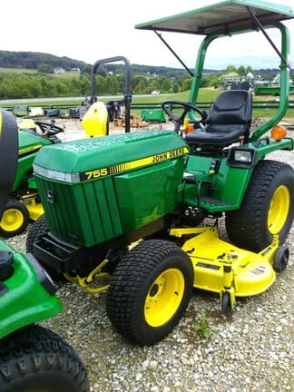 Main image John Deere 755