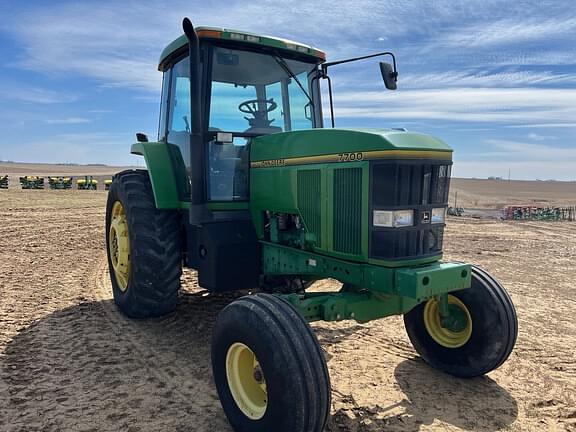 Image of John Deere 7700 equipment image 3
