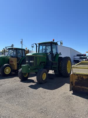 1992 John Deere 7800 Image