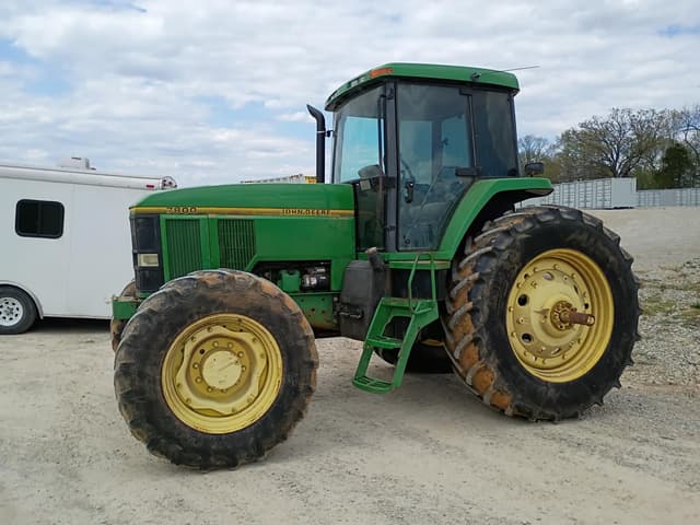 Image of John Deere 7800 equipment image 1
