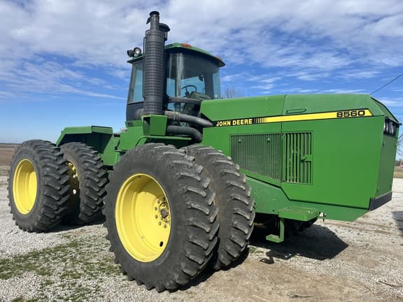 Image of John Deere 8560 equipment image 4