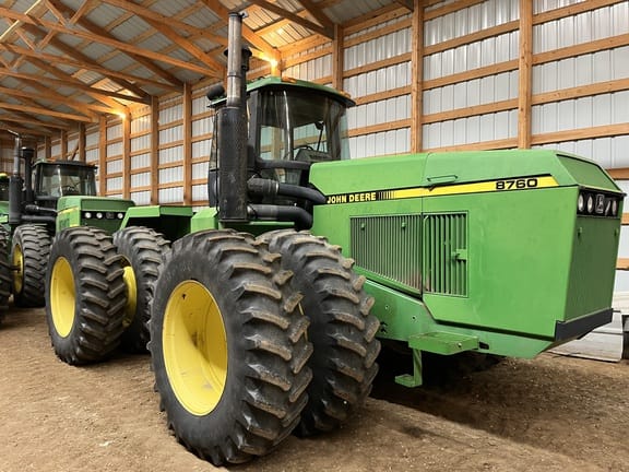 1992 John Deere 8760 Equipment Image0