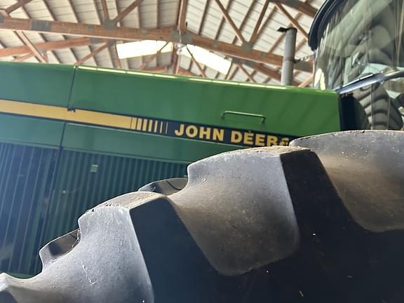 Image of John Deere 8760 equipment image 2