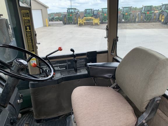 Image of John Deere 8760 equipment image 2