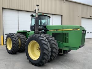 1992 John Deere 8760 Image