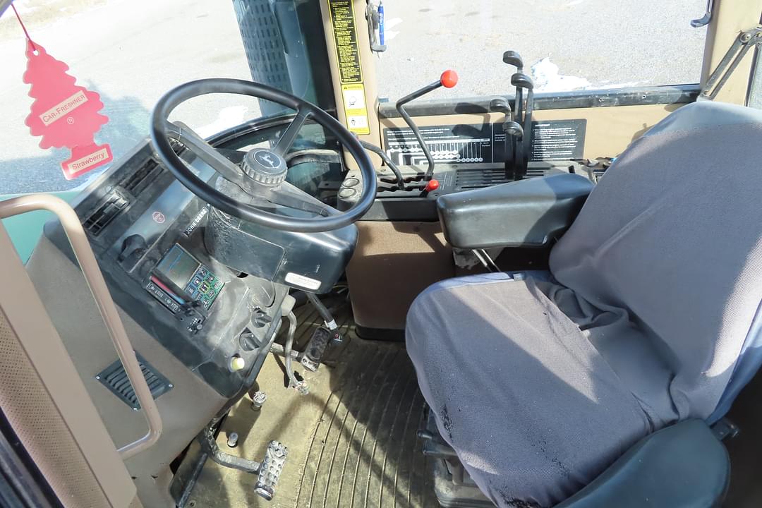 Image of John Deere 8760 Image 1