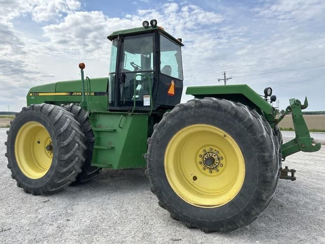 Image of John Deere 8960 equipment image 4