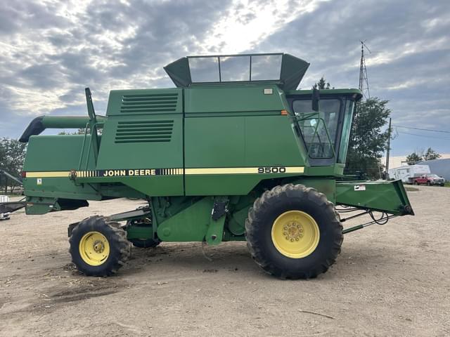 Image of John Deere 9500 equipment image 1