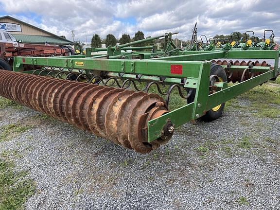 Image of John Deere 970 equipment image 1