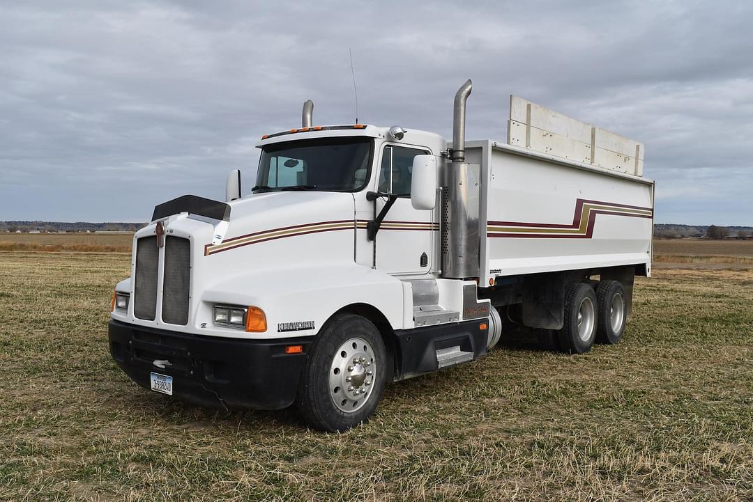 Image of Kenworth T600 Primary image