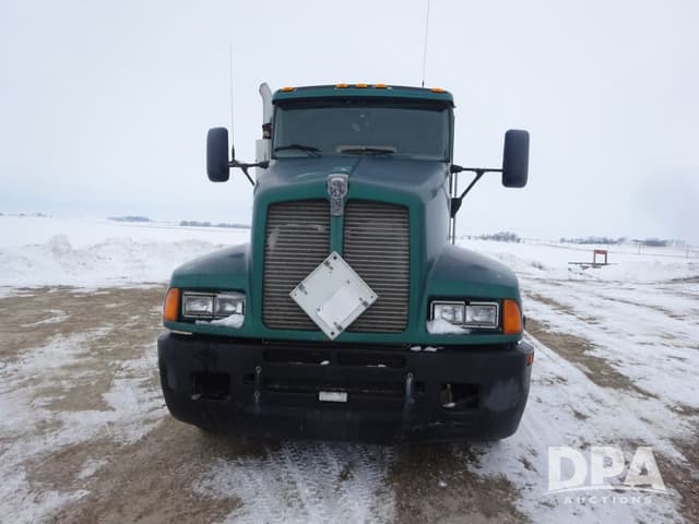 Image of Kenworth T600 equipment image 3