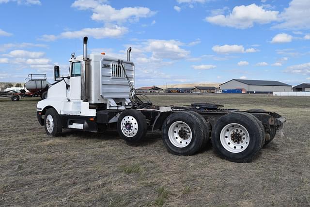 Image of Kenworth T600 equipment image 3