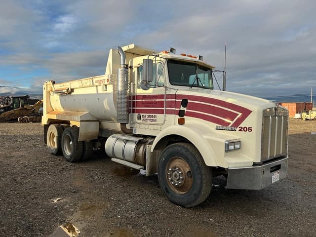 Image of Kenworth T800 equipment image 1